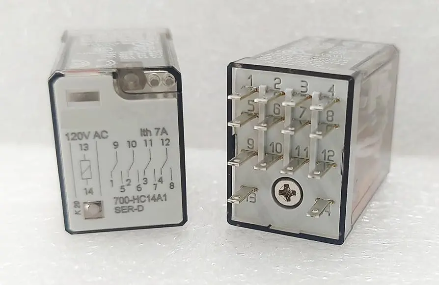 RELEVADOR DE CONTROL TIPO 4PDT (120 VCA) MCA ALLEN BRADLEY