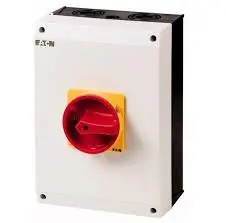 INTERRUPTOR PRINCIPAL P3 100A 3 POLOS, CON MANETA ROJA CANDADEABLE, IP65, MCA EATON