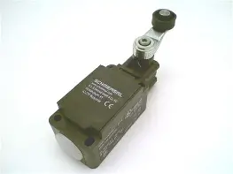 [T4VH 336-02Z-M20] INT. DE LIMITE 2NC IP67 4A 230V REDONDO MCA SCHMERSAL