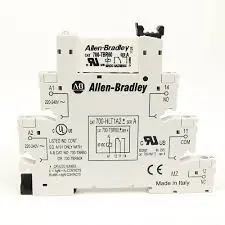 RELEVADOR DE SALIDA CON TERMINALES DE TORNILLO 24 VCC MCA ALLEN BRADLEY 