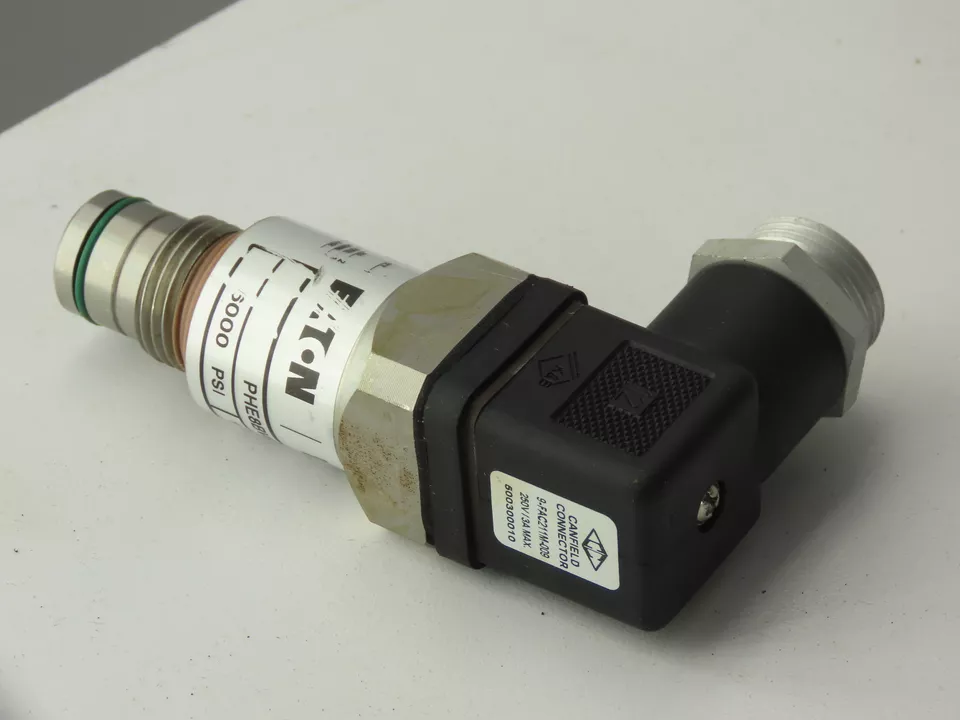 SWICH DE PRESIÓN 6000PSI MCA. EATON VICKERS