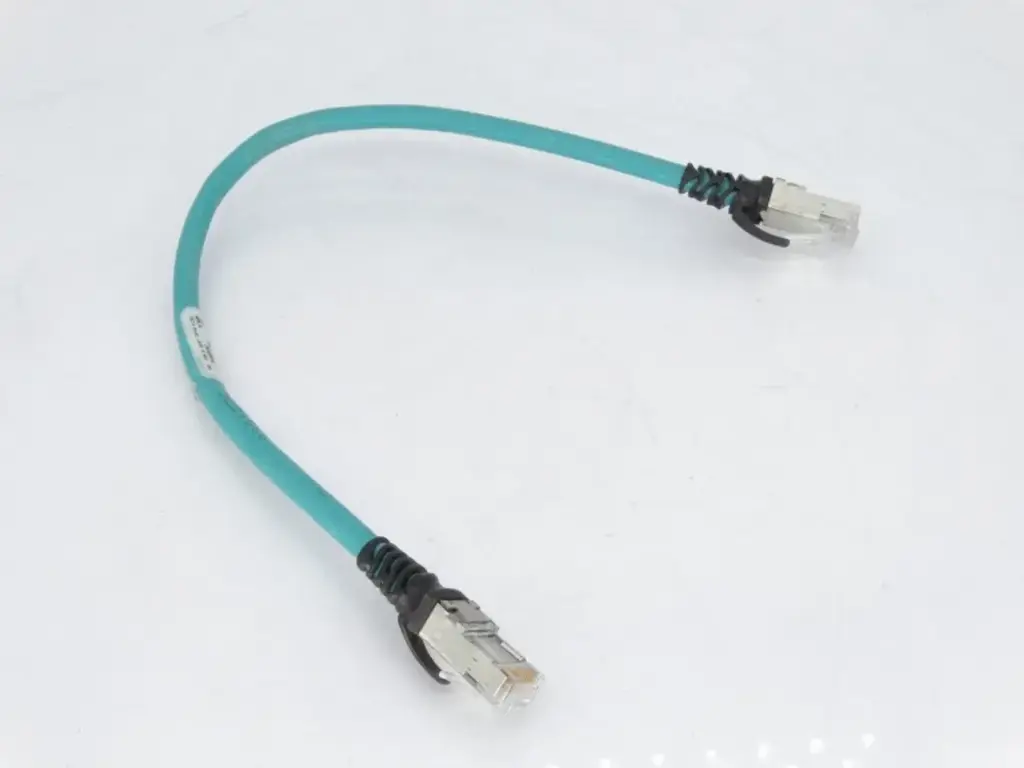 CABLE DE CONEXION RED ETHERNET CAT5E BLINDADO CONECTORES RJ45 100BASE-TX 100MBIT/S DE 6MTS MCA ALLEN BRADLEY