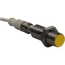 SENSOR MAGNÉTICO DE PROXIMIDAD, SALIDA PNP NA, CONECTOR MACHO M12, DIAMETRO M18, IP67, MCA TURCK