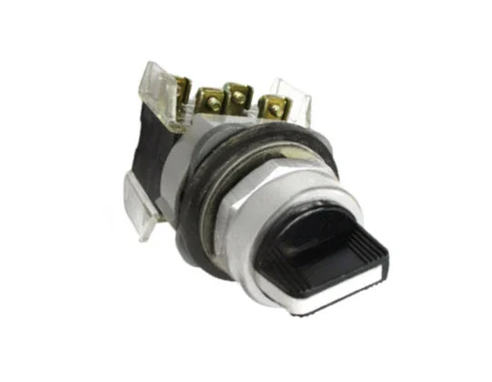 INTERRUPTOR SELECTOR 4 POSICIONES SIN ILUMINACION DE METAL SIN GUARDIAS PERILLA ESTANDAR-MANTENIDA MCA ALLEN BRADLEY 