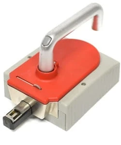 CONJUNTO DE MANIJAS CAJA DE ACCESO PUERTA CON B MCA ALLEN BRADLEY 