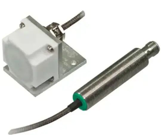 SENSOR INDUCTIVO SERIE ESTANDAR RANGO DE TEMPERATURA EXREM 250° C MCA PEPPERL FUCHS 