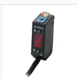 TIPO DE CONECTOR M8 REFLECTIVO CUADRADO PNP MCA KEYENCE 