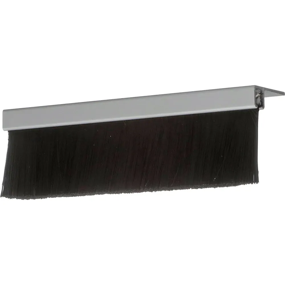 CEPILLO GUARDAPOLVO CON CERDAS DE NYLON DE 4” Y PERFIL HORIZONTAL DE ALUMINIO DE 84”, MEDIDAS DE 4" X 84" (10.16 CM X 213 CM).