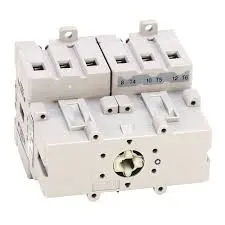 [194E-E25-1753] INTERRUPTOR ON-OFF 25A 3 POLOS MCA ALLEN