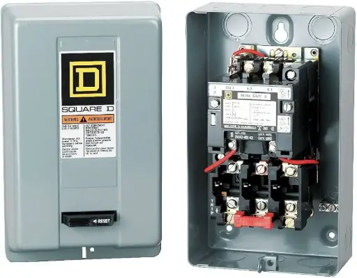 [8536SAG12V03] ARRANCADOR MAGNETICO APV TAM. 00 3 POLOS 220 VCA EN GABINETE MCA SQUARE-D.